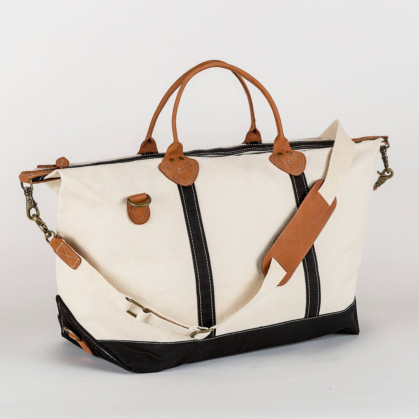Weekender Large Canvas Travel Duffel with Leather Trim: Black