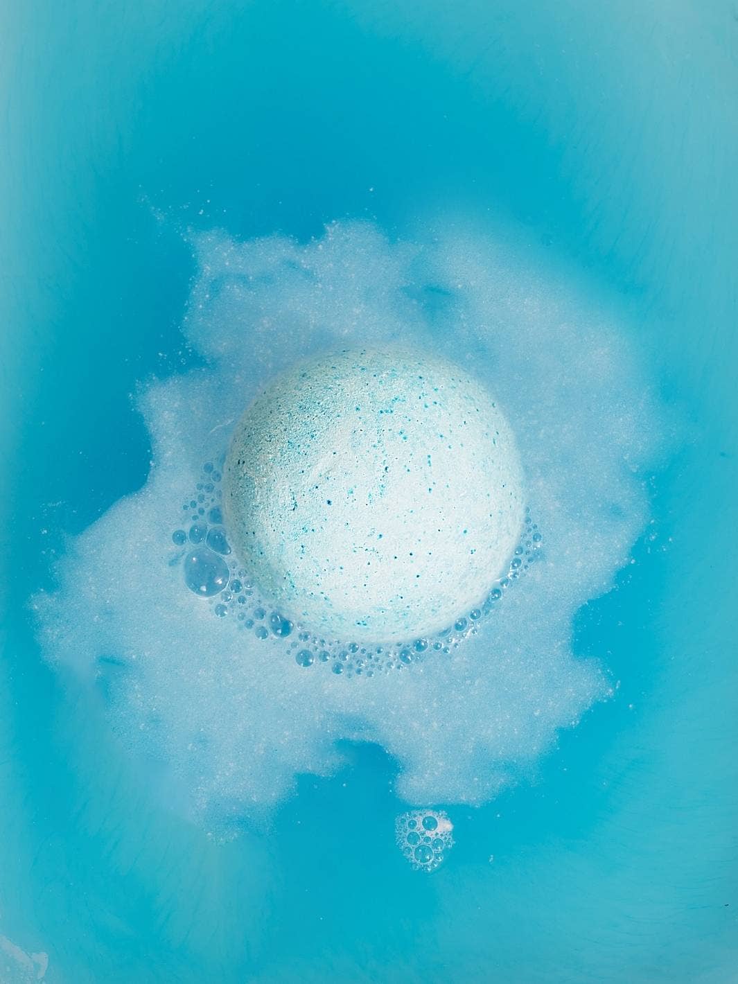 Restore Eucalyptus & Peppermint Arnica Oil Natural Bath Bomb
