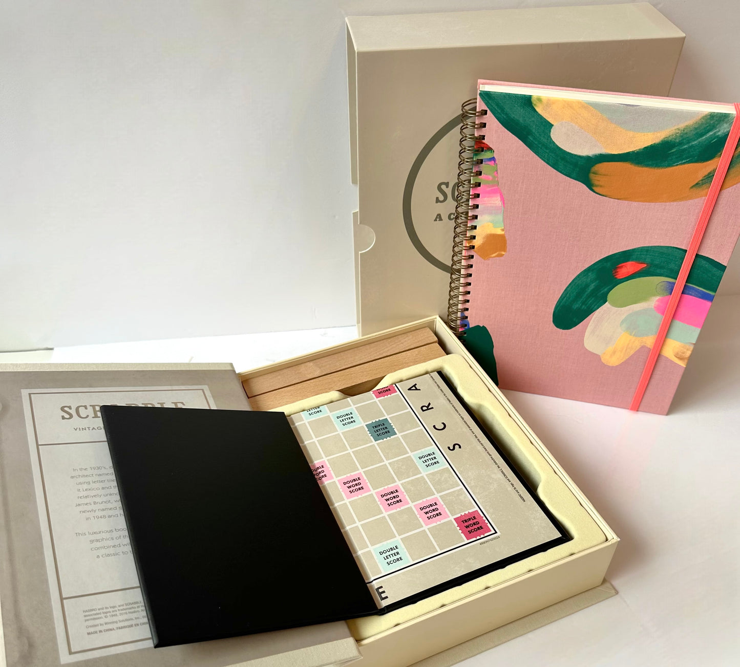 Scrabble & Scribble