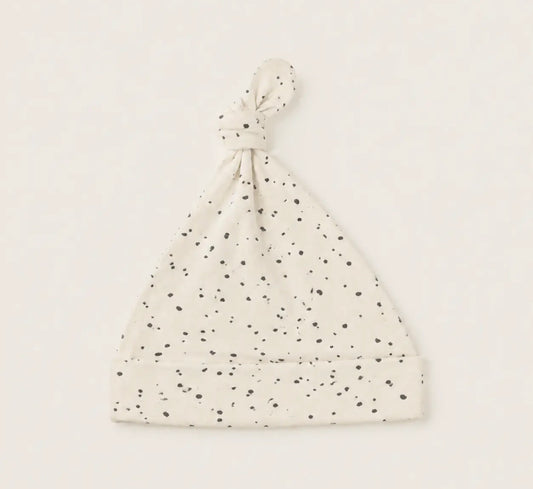 Pebble Knot Beanie Baby Hat (organic cotton): Natural / 0-3